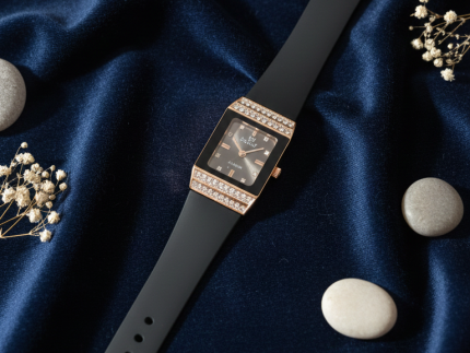 Midnight Elegance – Rectangular Rose Gold & Crystal Statement Watch