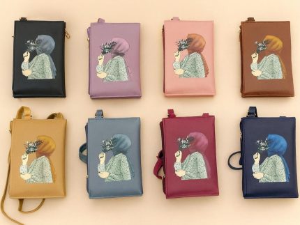 Elegance in Bloom: Illustrated Crossbody Mobile Wallet & Organizer